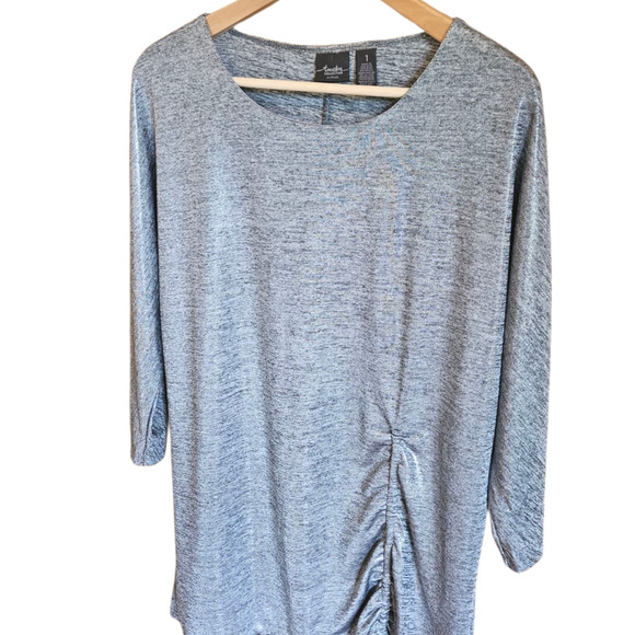 Chico's Travelers Stretchy Blouse Shiny Silver 3/4 Sleeve Women's 1 ( Medium ) - Picture 2 of 8